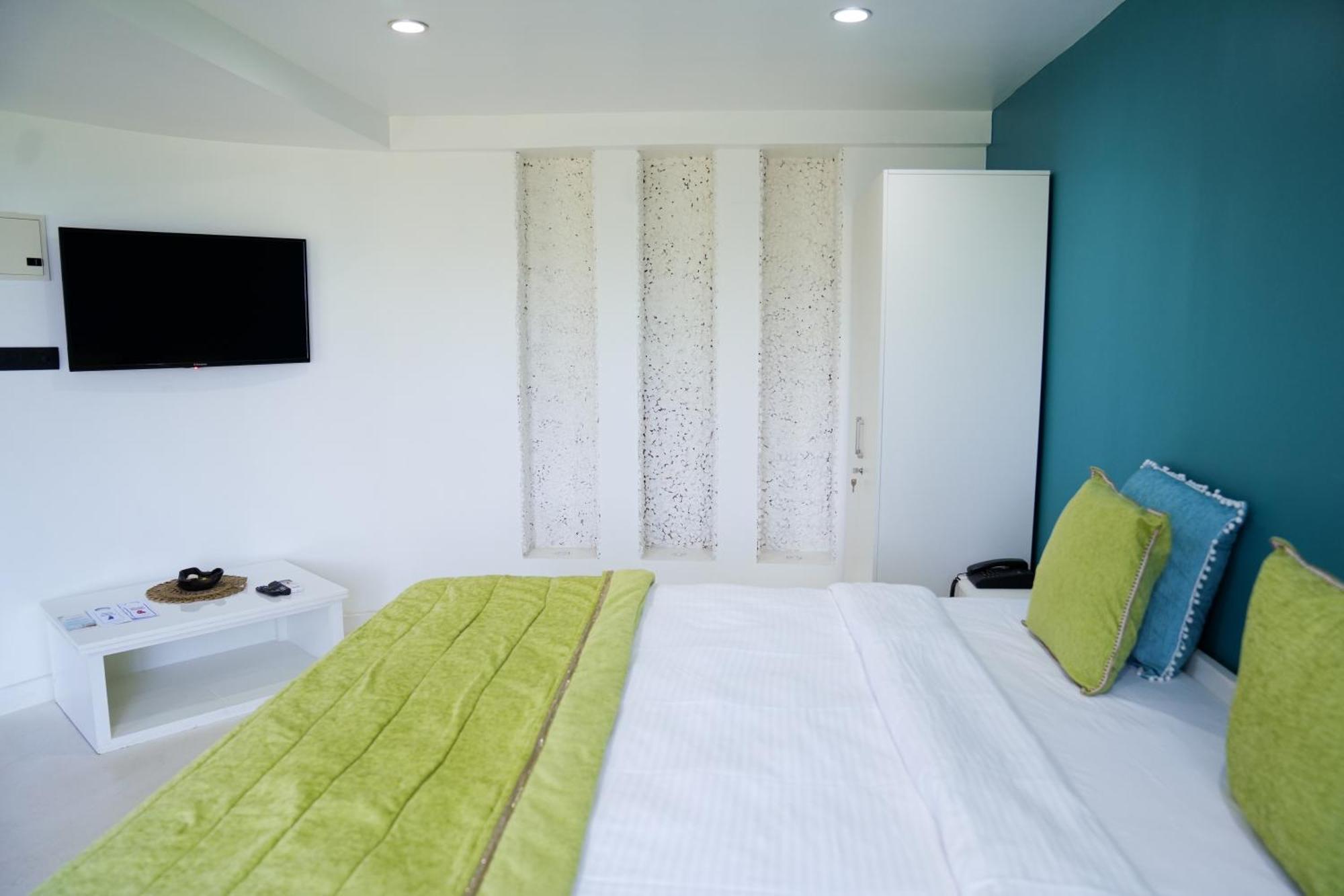 Regenta Beach House Resort, Goa Benaulim Extérieur photo