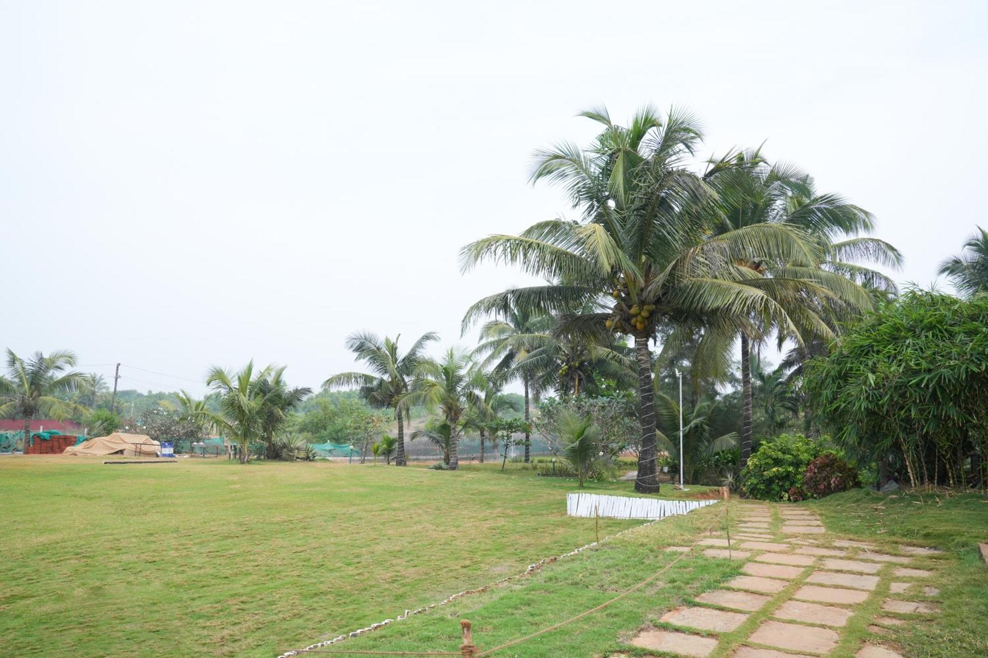 Regenta Beach House Resort, Goa Benaulim Extérieur photo