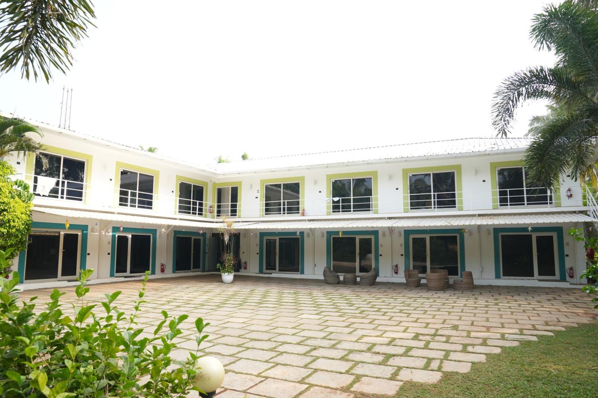 Regenta Beach House Resort, Goa Benaulim Extérieur photo